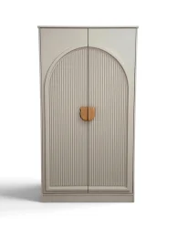 نمای روبروی کمد آمیسا چوبی سفید