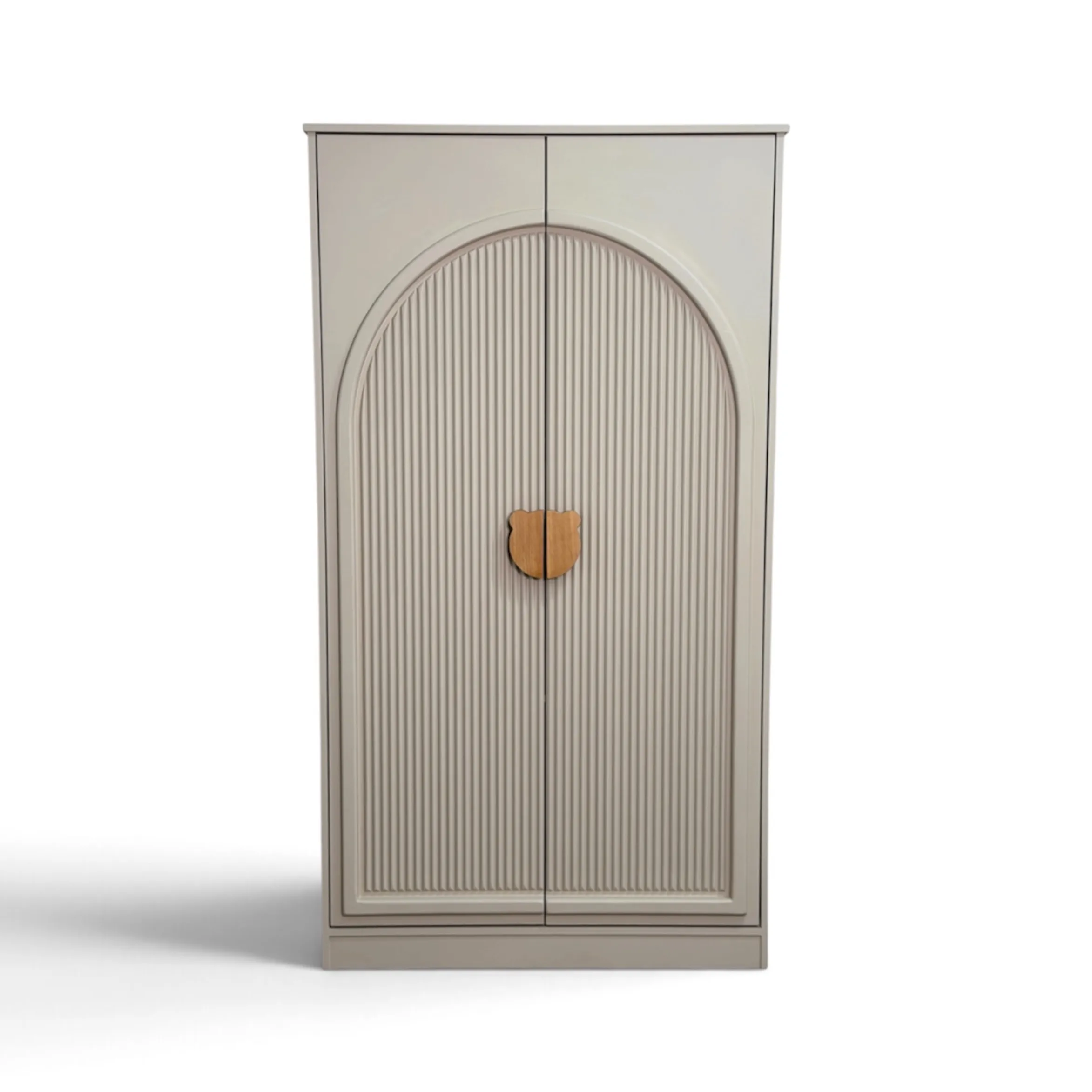 نمای روبروی کمد آمیسا چوبی سفید